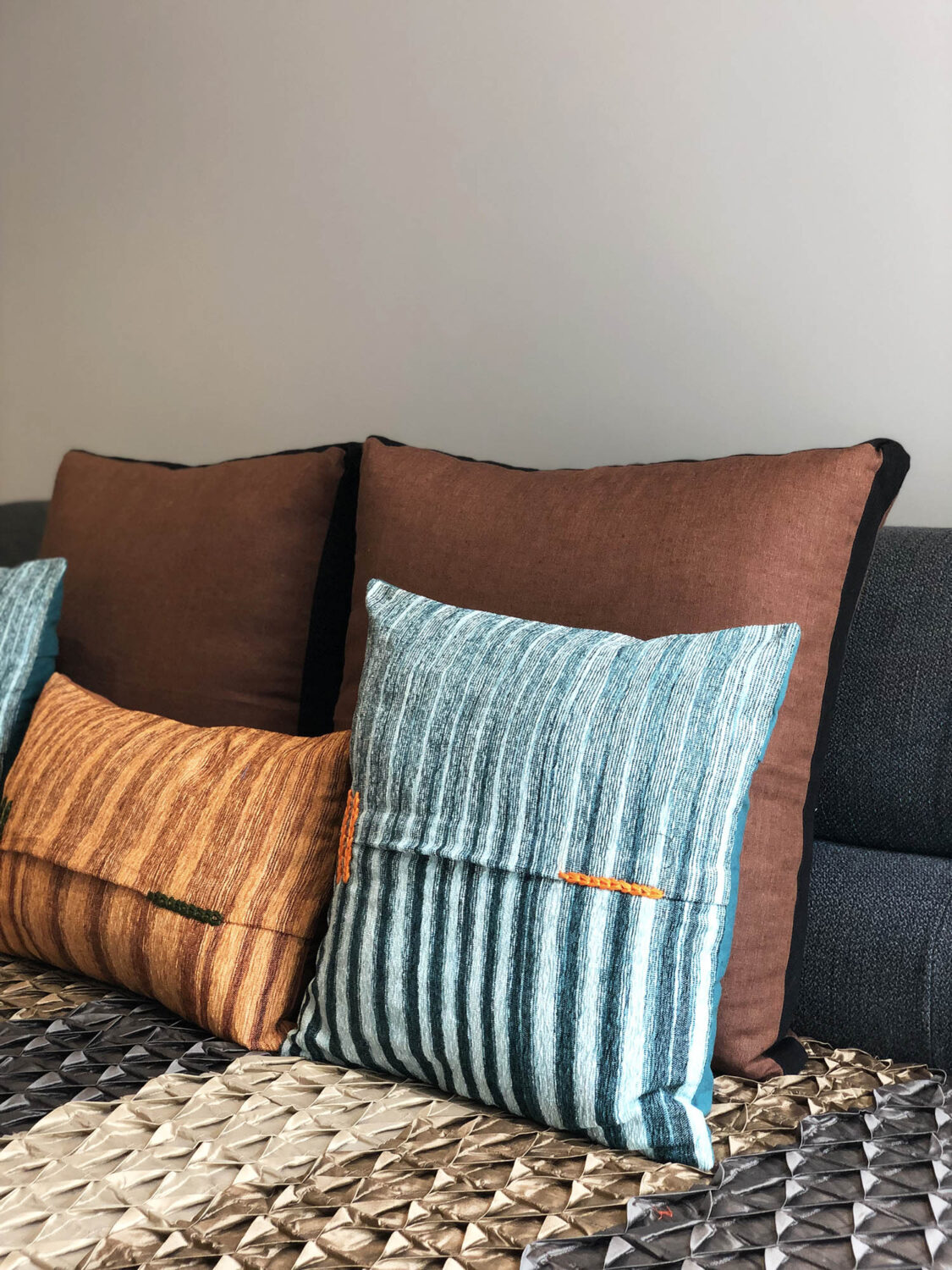 Brown Linen Box Cushion FlawDesign